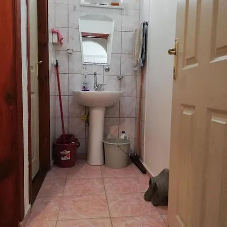 Caner Sitesi Apt No:211b Blok/b Kat:2 No:5 Apartman Alanya